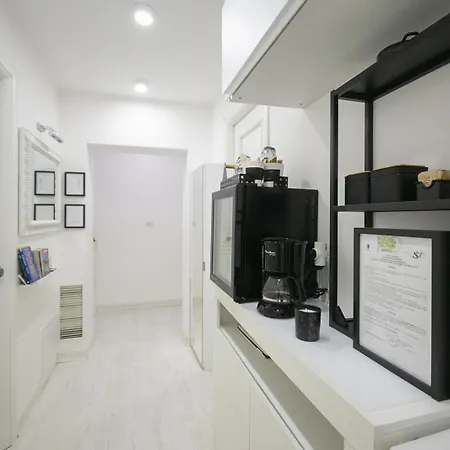 Caffe' E Cuscino Penzion Řím